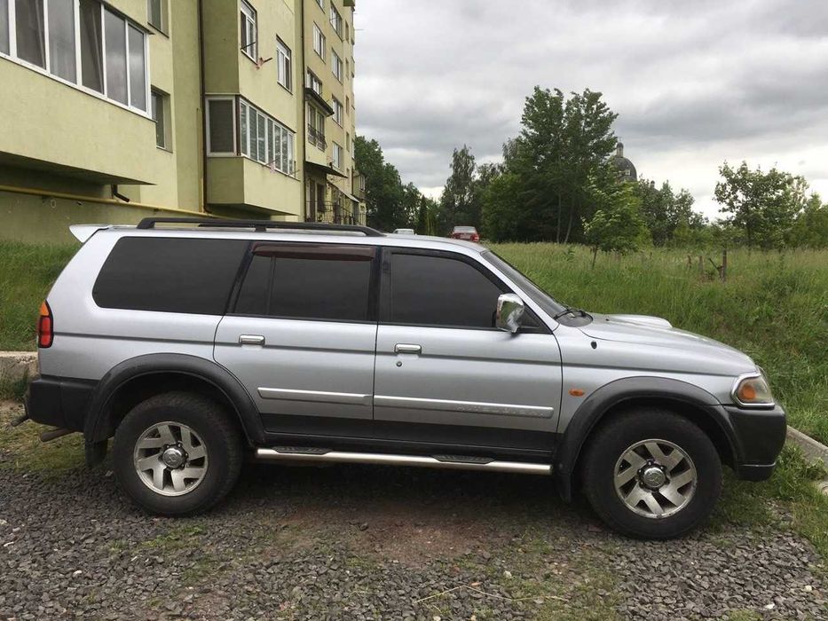 Mitsubishi Pagero Sport 2.5 Дизель