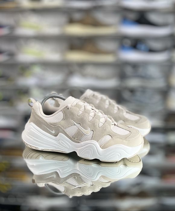 Кроссовки Nike Tech Hera 38.5 Размер
