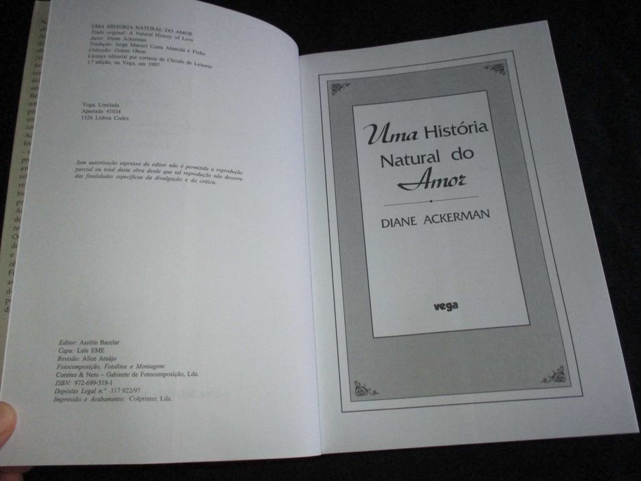 Livro Uma História Natural do Amor Diane Ackerman