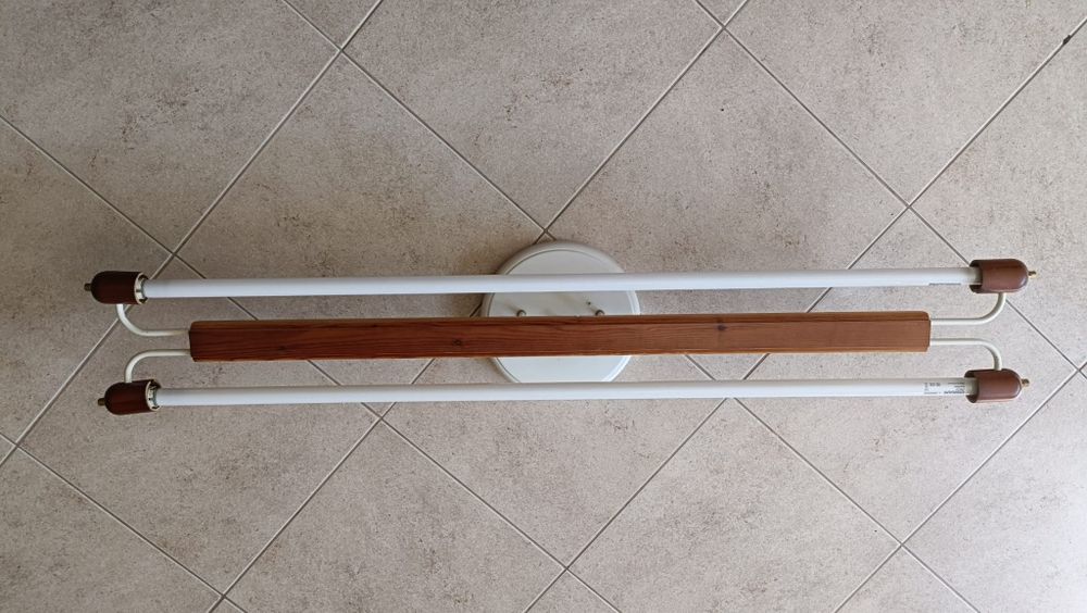 Candeeiro tecto cozinha