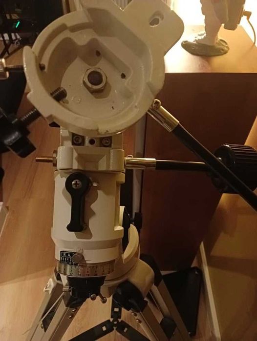 Montaż paralaktyczny Sky-Watcher EQ3-2  + statyw aluminiowy