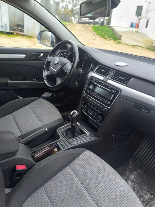 Skoda rigorosamente novo