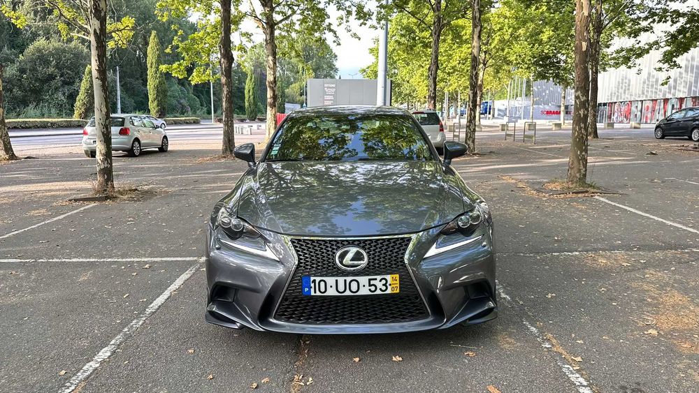 Lexus IS300h F Sport 2014