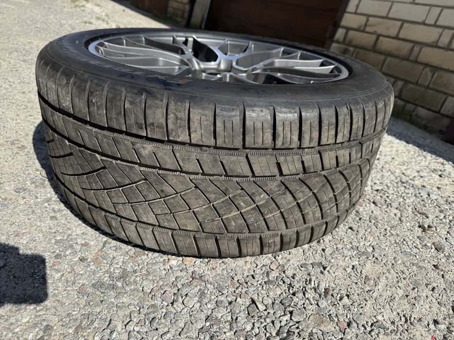 Задний Диск с резиной (колесо) Porsche macan s