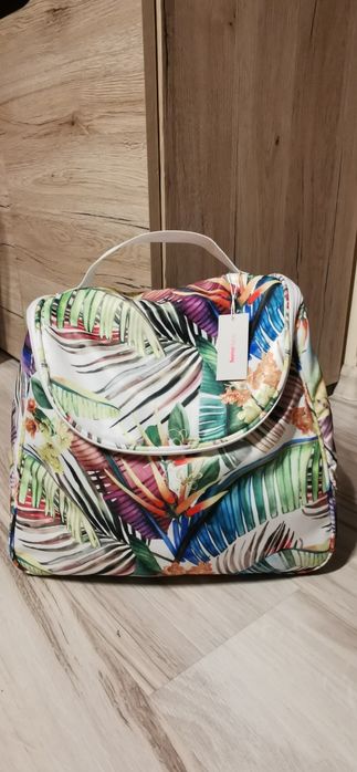 Nowa duża kosmetyczka Kuferek Home&you