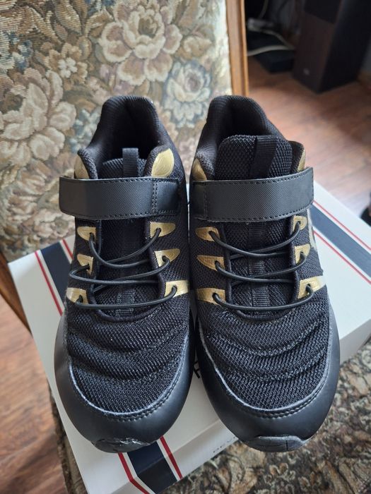 Buty Fila rozmiar 35