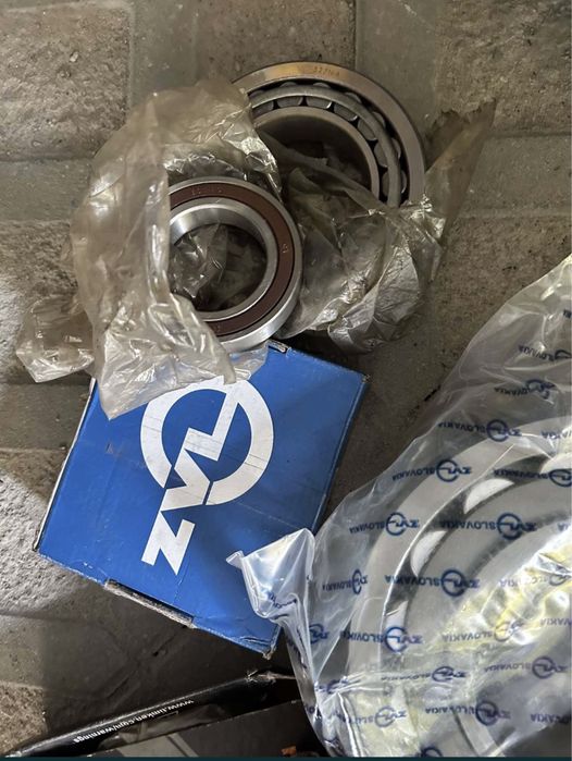 Łożyska do przekladni maszyn urzadzen technicznych