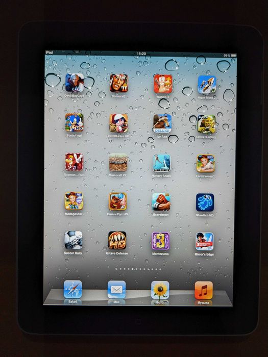 Планшет Apple iPad A1219 32GB Wi-Fi + кабель зарядки