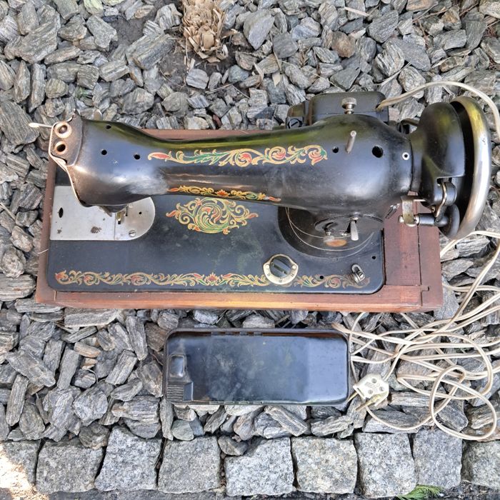 Maszyna do szycia 1960 Antyk PRL