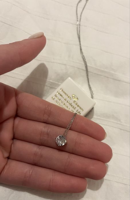 Colar em prata com brilhante