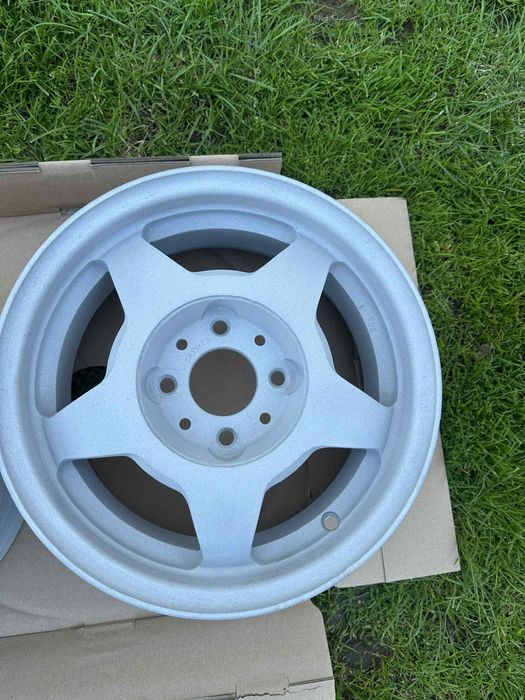 Felgi 4x98 R13 Ruska felka fiat 126p