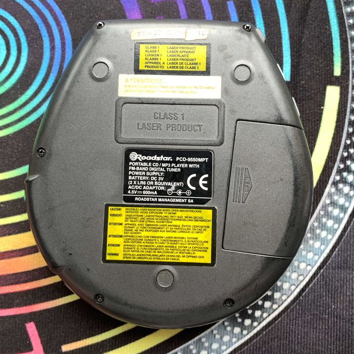 Програвач компакт-дисків ROADSTAR PCD 9550MPT , fm радіо,адаптер