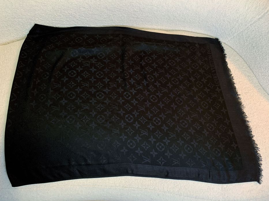 Louis Vuitton szalik monogram