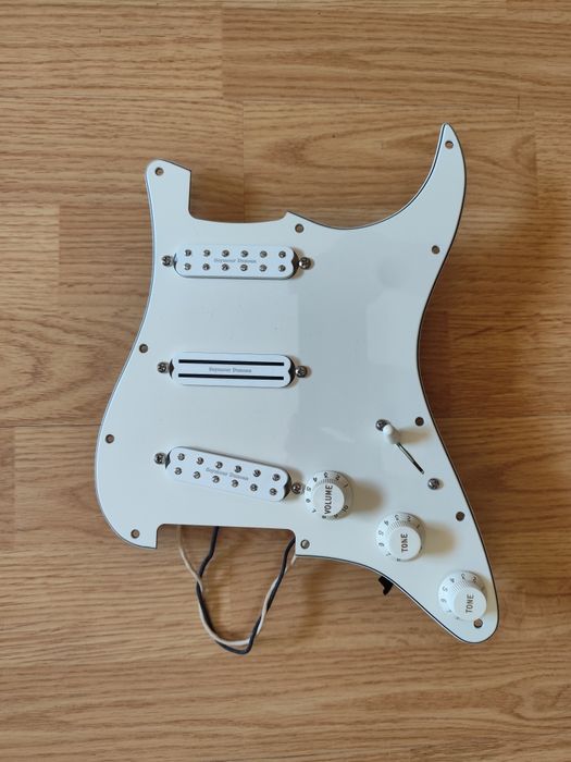 Pickguard para Stratocaster Seymour Duncan