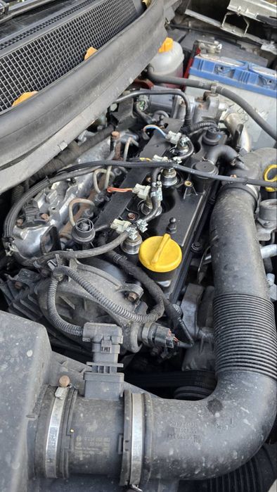 Шрот запчастини розбор Опель Зафіра В 2010рік.1.7диз