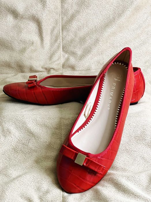 Червоні балетки 39 розмір хіт сезону жіночий стиль