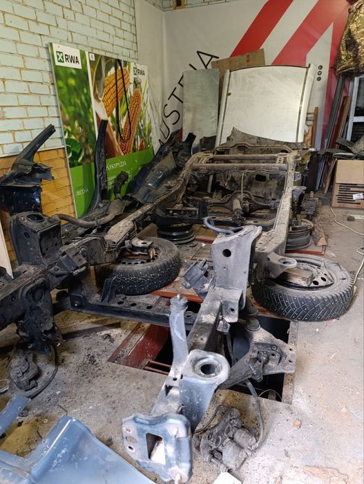 Рама Kia Sorento 2002-2009