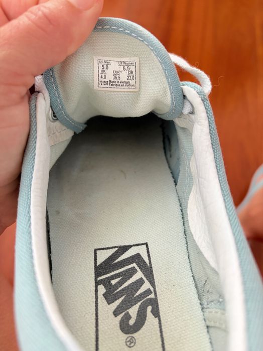 Vans Era versão Retro Sport 36,5