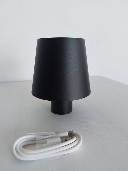 Lampka nocna, USB