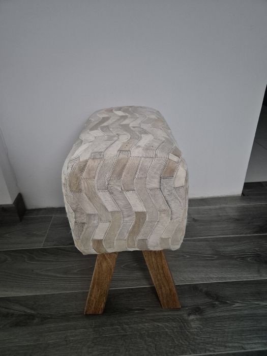 Nowy puf siedzisko koziołek skórzany