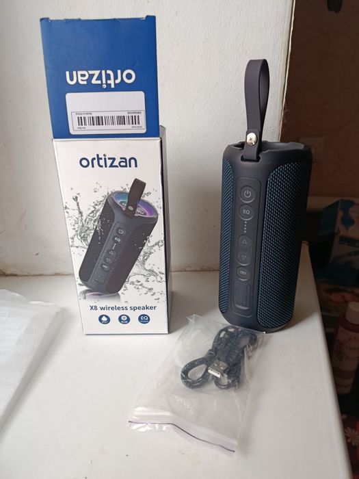 Ortizan X8 Pro  -мощная портативная колонка 40Во