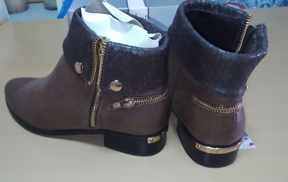 Botins Novos senhora nr 40