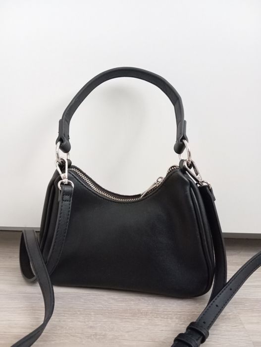 Czarna torebka DeeZee