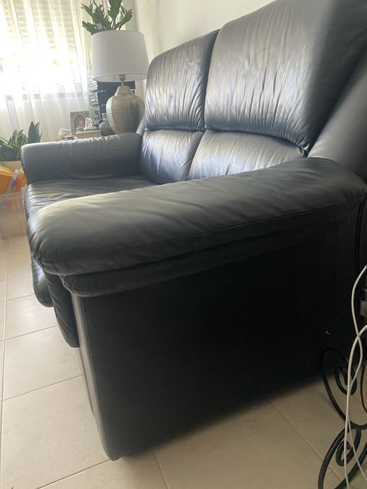 Sofas em pele genuina azul marinho