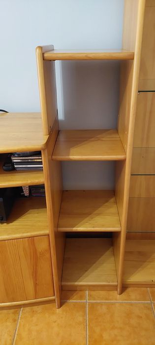 Móvel de sala em pinho