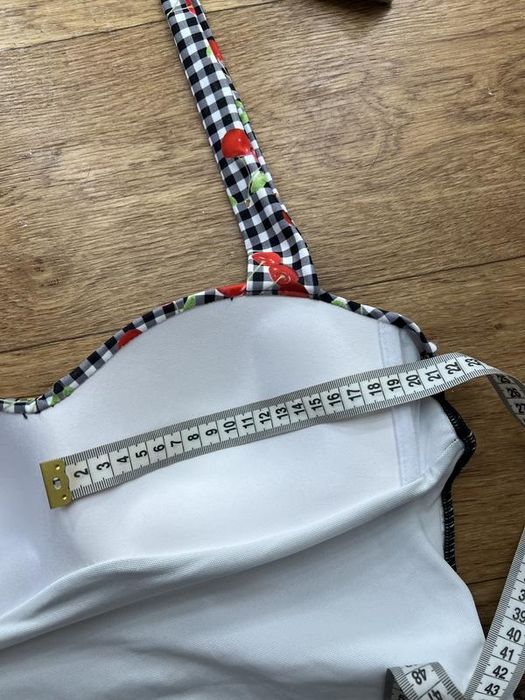 Новий суцільний купальник спільний злитний якісний