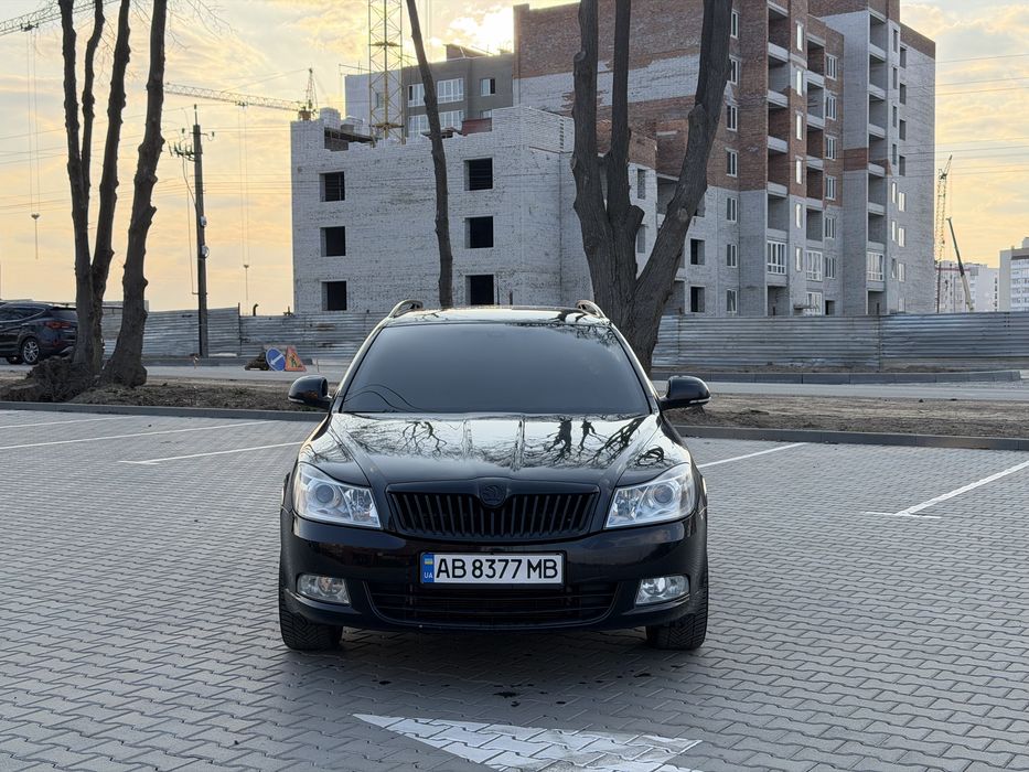 Skoda Octavia A5 FL  2012 1.6Tdi MT