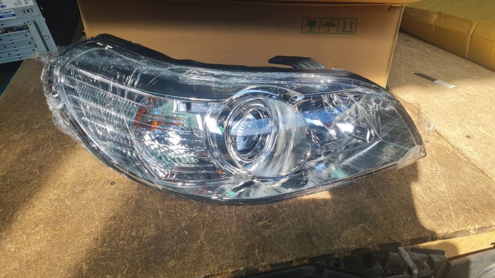 Epica фари Нові ліва права фара левая правая шевроле епика епіка