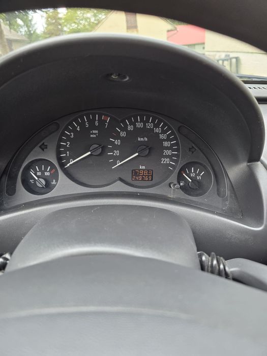 Opel Corsa 1.2 2001 rok