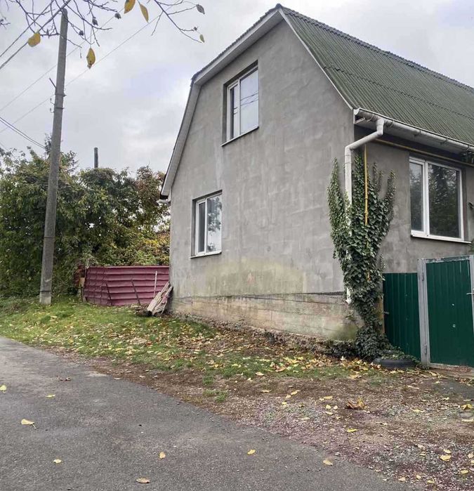 Продам частину будинку на Бучмах!