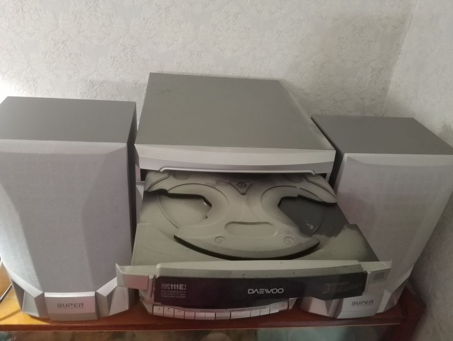 Музичний центр DaewooXM-111Е