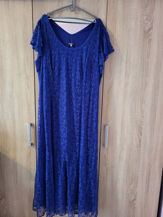 Suknia ślubna niebieska Chabrowa.