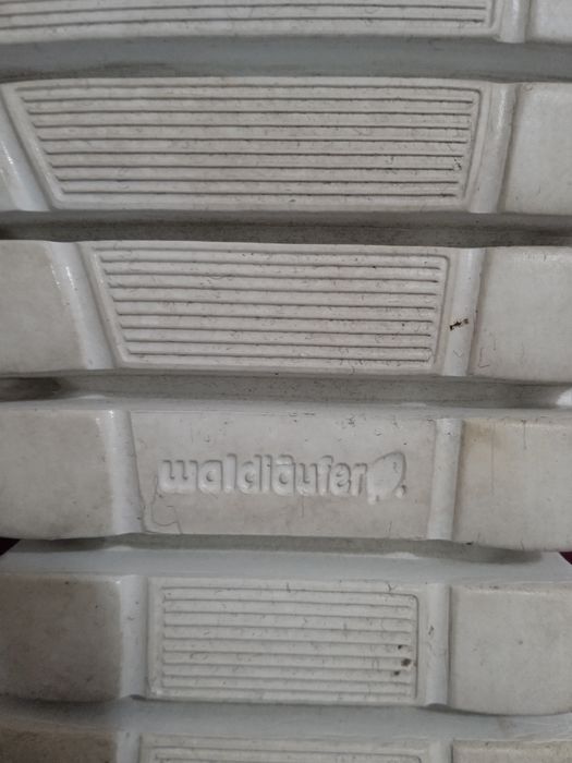 Кроссовки белые 40-41р  Waldlaufer Германия