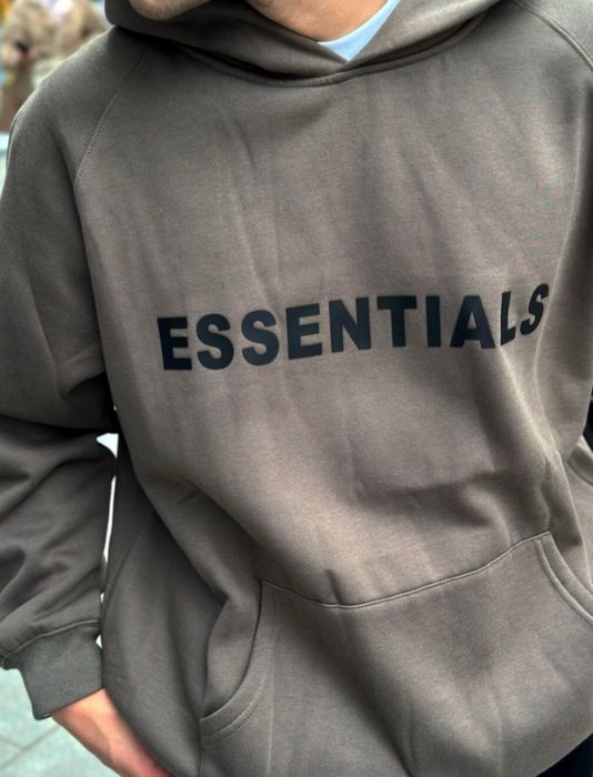 Нове худі essentials