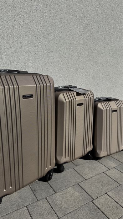 Komplet  3 walizek podróżnych Wings  18,20,24 beżowy