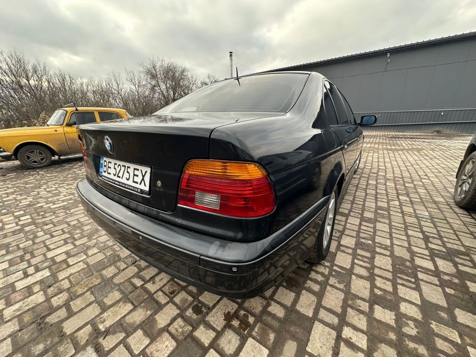 Продам бмв е39 2.2 бензин автомат