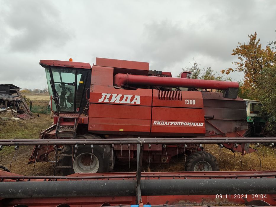 Комбайн Лида-1300