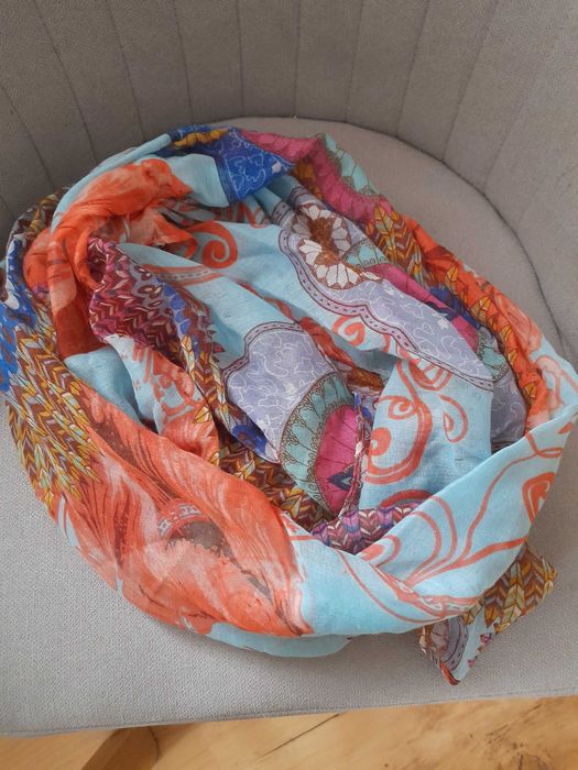 Komin wiosenny damski