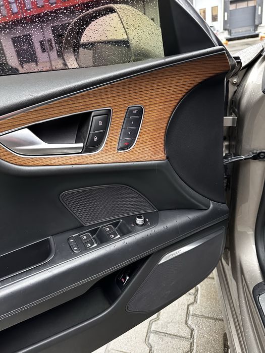 продам лайнера в жирній комплектації