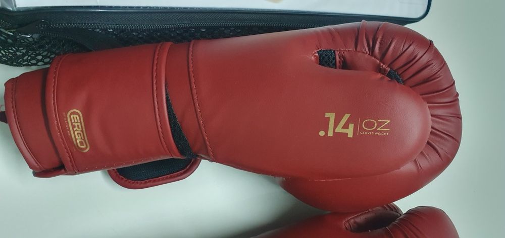 Luvas de  boxe  para treino novas