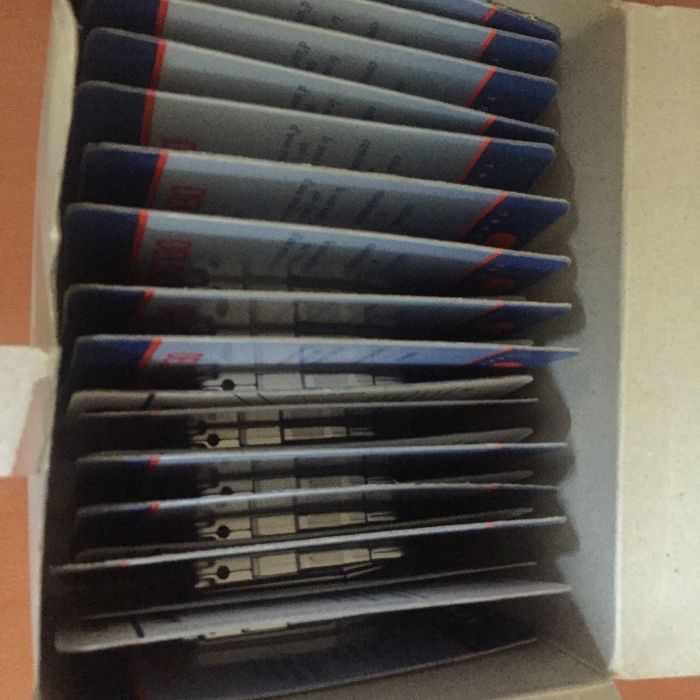 Aluquetes de código DELSEY para malas , etc....