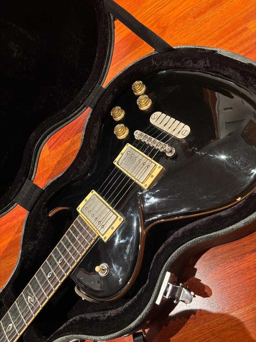 Guitarra Dean Soltero - unidade rara