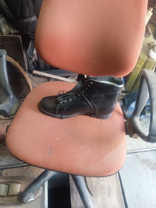 Продам ботинки (кожа)