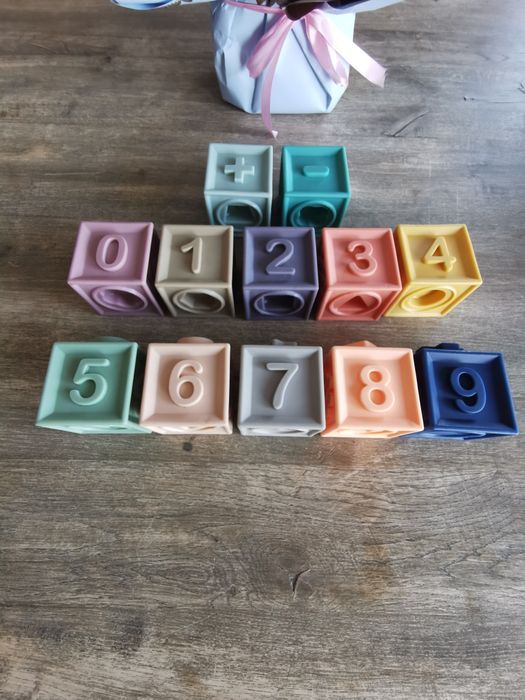 CANPOL BABIES Miękkie klocki sensoryczne 12szt