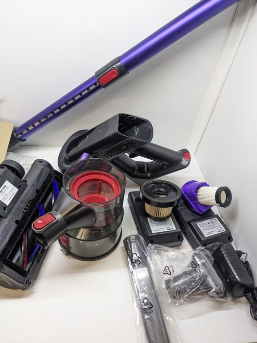Аккумуляторный пылесос 400вт. Есть доп.акб