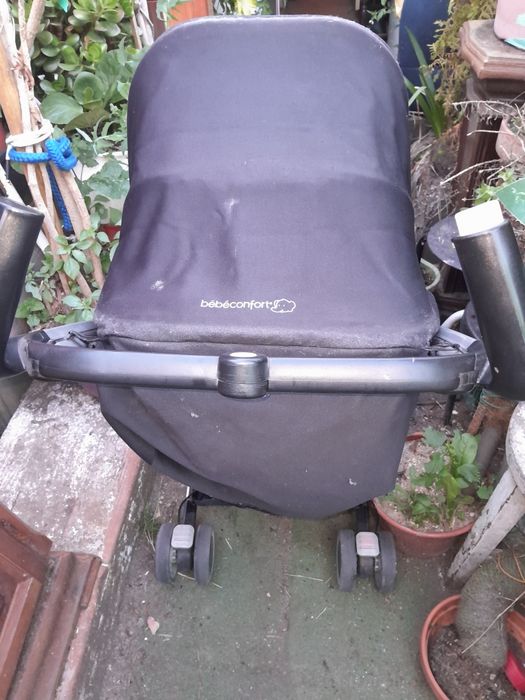 Vendo carrinho BEBECONFORT+ carrinho estilo bengala 30€